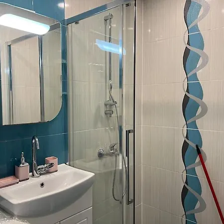 Apartamento Cool 1-br Apt, Metro & Central Bus & тrain Station Sófia