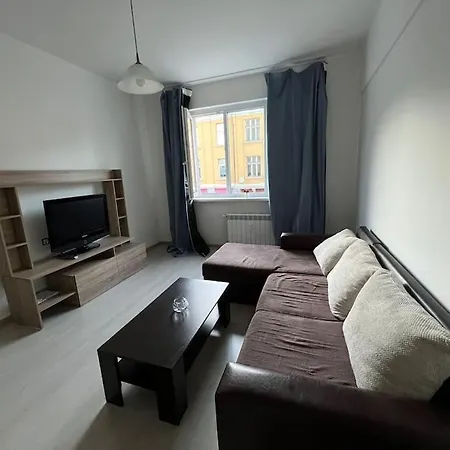 Lägenhet Cool 1-br Apt, Metro & Central Bus & тrain Station